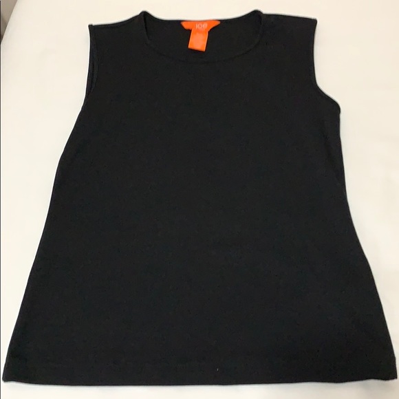 Sleeveless round neck Shell - Picture 2 of 6